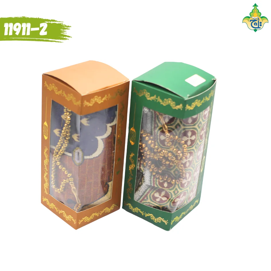 Gift pack for Muslim Prayer Rug and Tasbih
