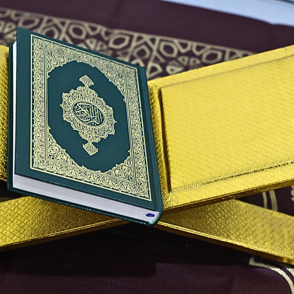 Holy Quran (madina Mushaf) Uthmani Usmani Premium