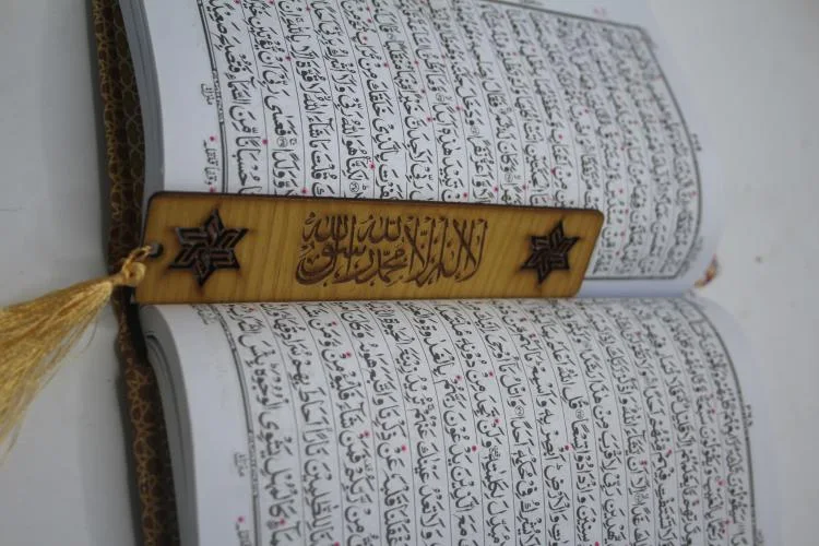 Wooden Book Marks (pack of 6pcs)